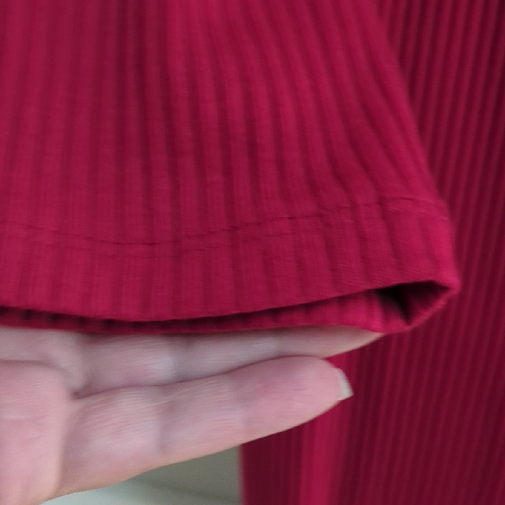 Old Navy Ribbed Long Sleeve Dress - Picture 4 of 8
